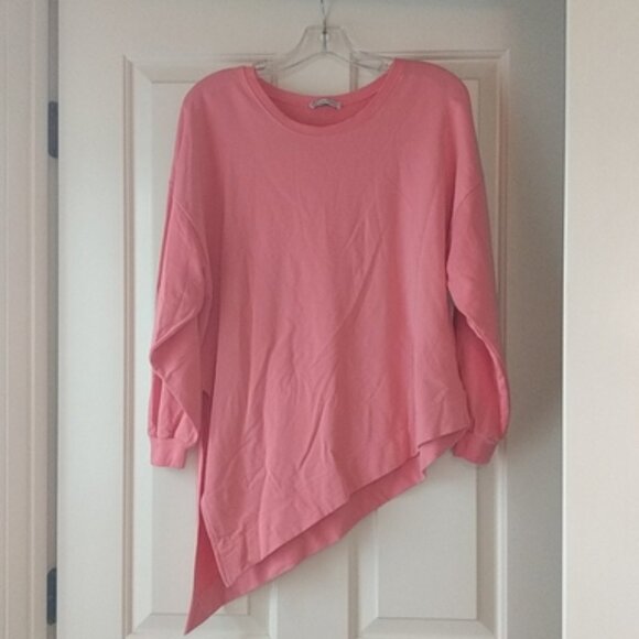 Zara salmon pink assymetrical oversize sweatshirt size small - Picture 1 of 2